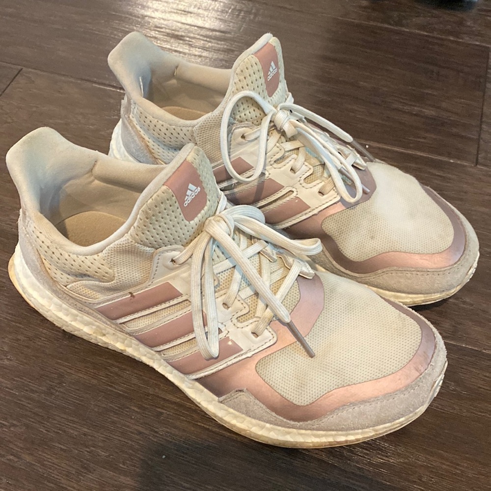 Lilac and light grey size 8 Adidas Ultraboost